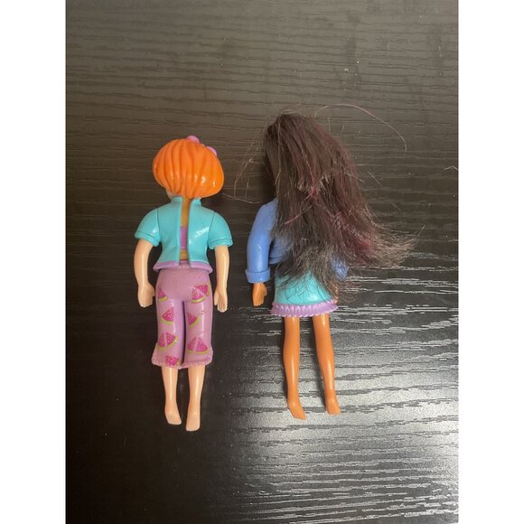 Mattel Polly Pocket Mini Dolls Set With Watermelon Print Outfit & Blue Skirt - Picture 2 of 3